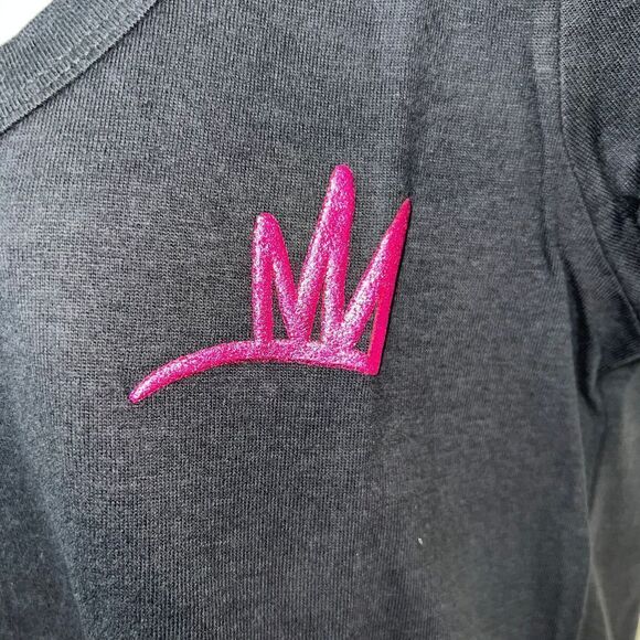 Juicy Couture Crown Tee in Licorice (M) - Picture 4 of 10